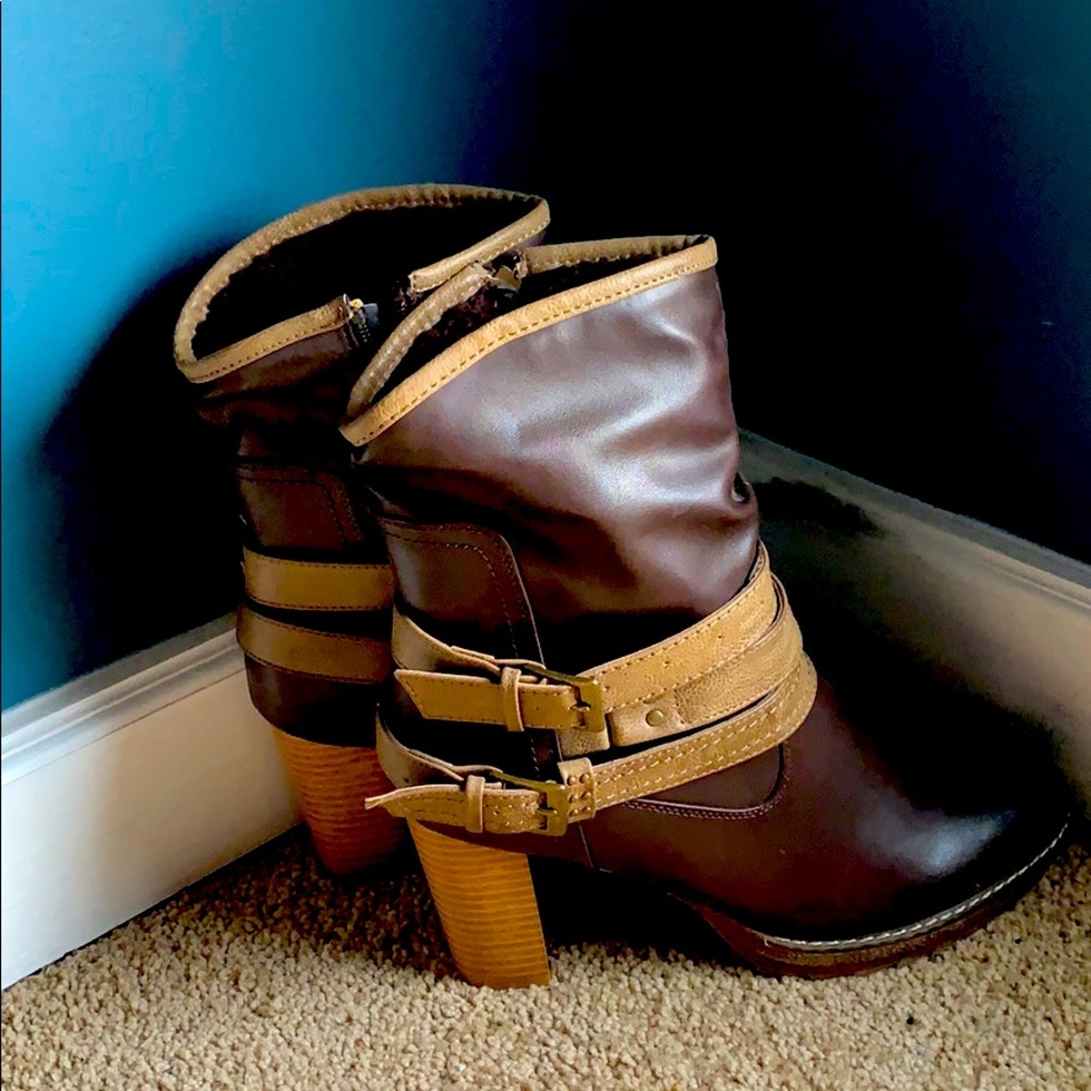 NWT Muk Luks boots size 10